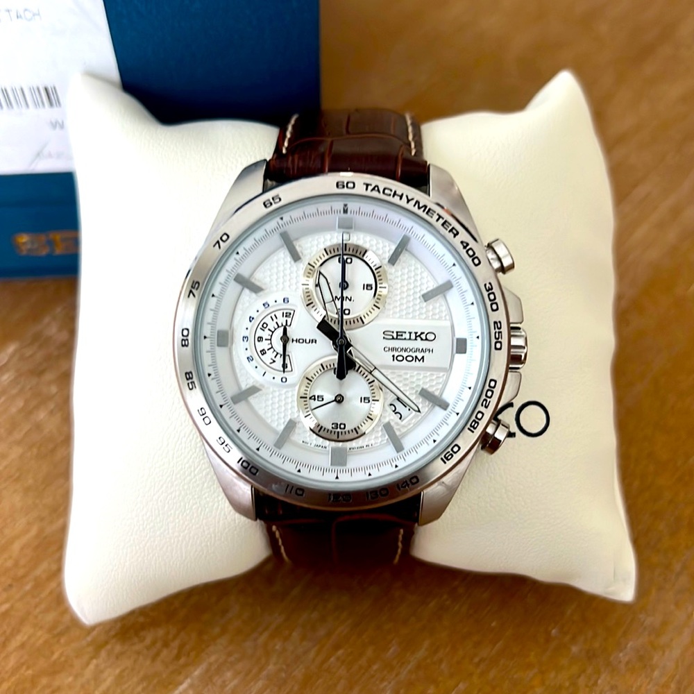 Seiko MQ 17V1 Chrono LST ST TACH